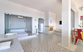 Beachfront Apartment Downtown Close To Athens Airport